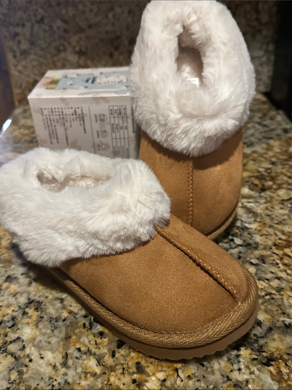 Cozy Faux Fur Lined Slippers in Chestnut